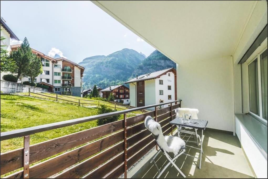 Haus Cresta Perfect For Families Apartment Zermatt Exterior photo